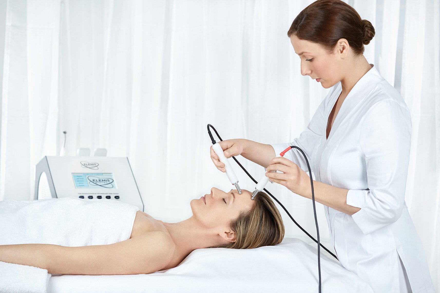 Micro-Current_Treatment-3